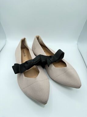 Torrid Stretch Knit Mary Jane Bow Flat Size 10 WW Tan Flat Pointed Work Everyday